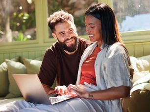 How to Choose a Surrogacy Agency: Key Questions to Ask Before You Decide